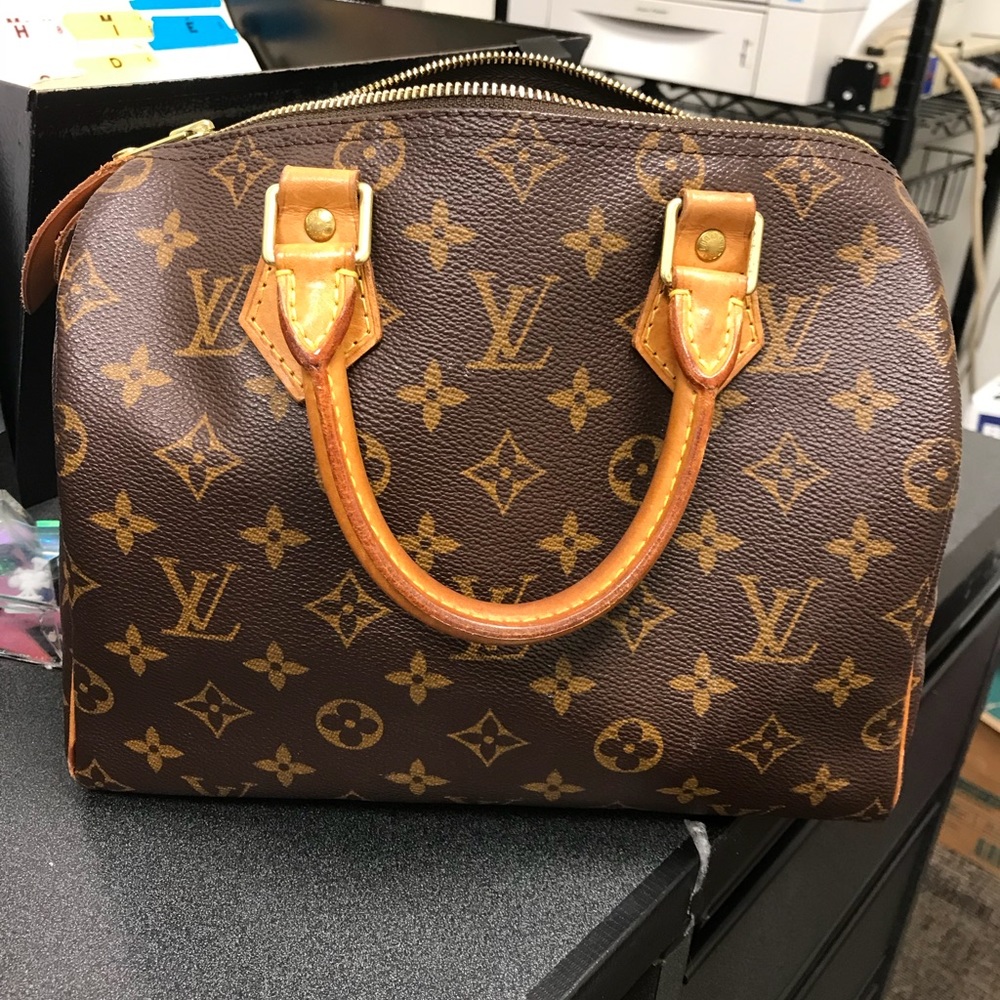 Speedy 25(trades open for Gucci or LV wallet)